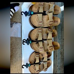 Women Birkenstocks 5 pairs! For cheap! (BRAND NEW) make a offer!